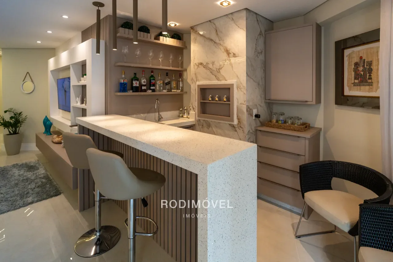 Living do Baía Azul 401
