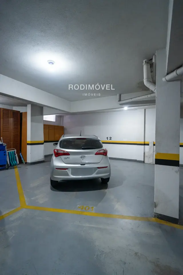 Garagem do Baía Azul 401