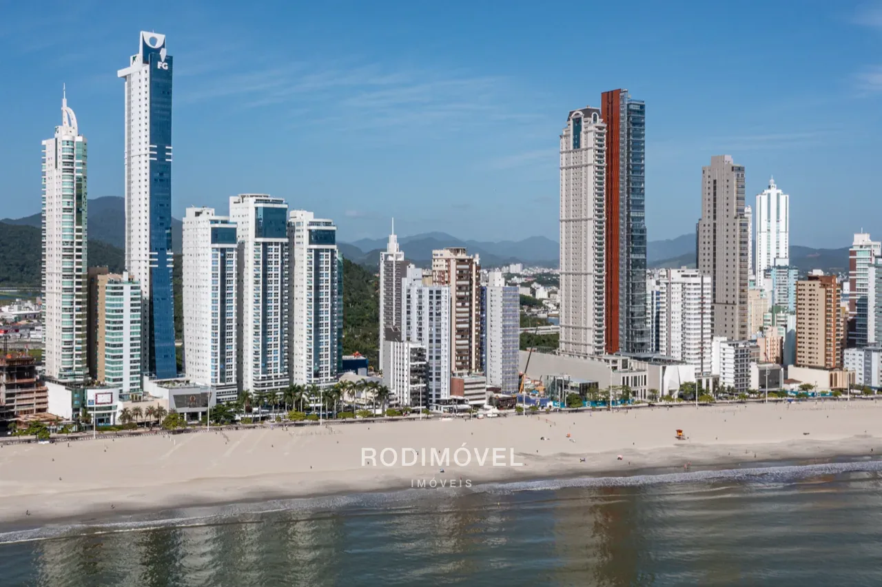 Vista do alto do Notrevile 101