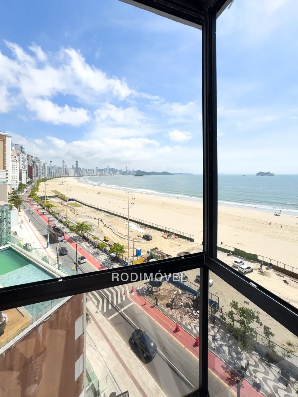 Vista do Notrevile 801