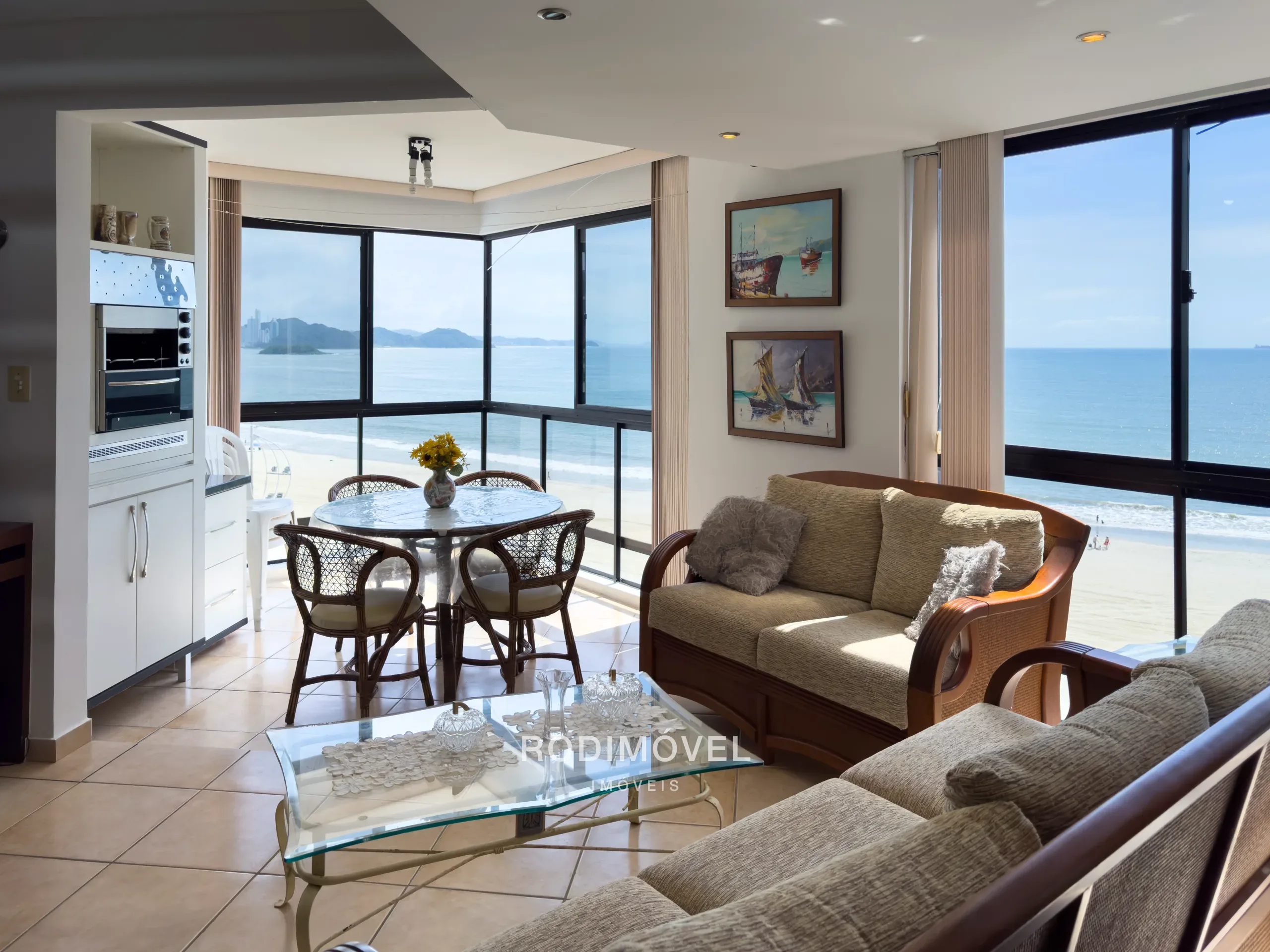 Notrevile 801: Apartamento frente mar com 2 suítes na nova orla da Barra Sul
