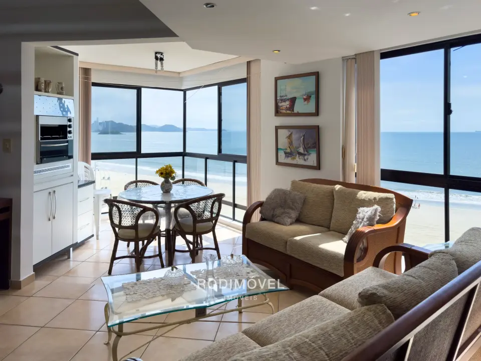 Notrevile 801: Apartamento frente mar com 2 suítes na nova orla da Barra Sul